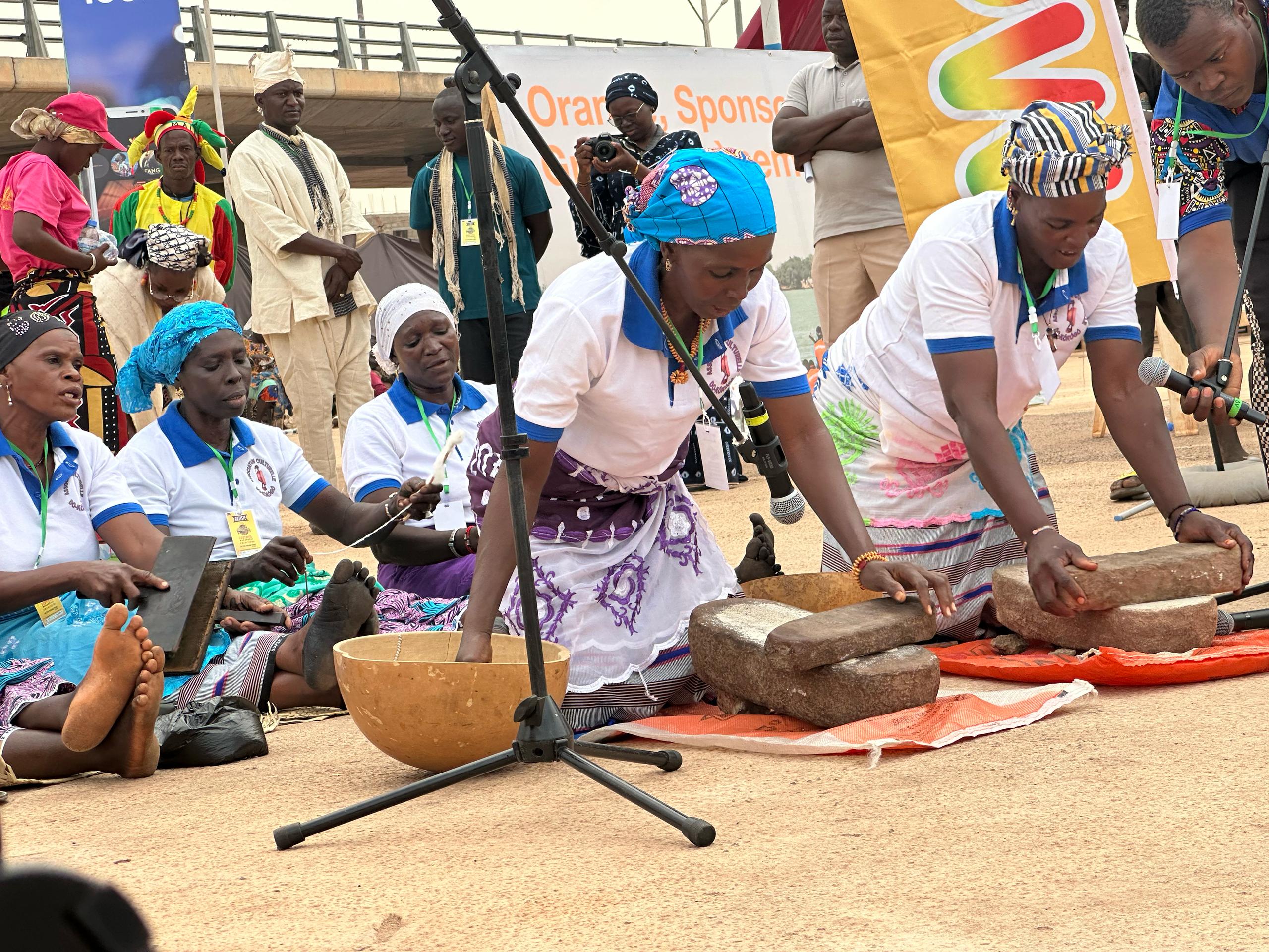 6ᵉ édition du Festival Nangnerki : l'INPS présente le régime "assurance volontaire" aux participants. 